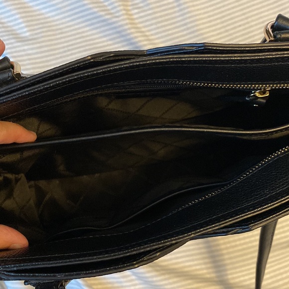 *SOLD* Michael Kors Purse - Picture 5 of 16